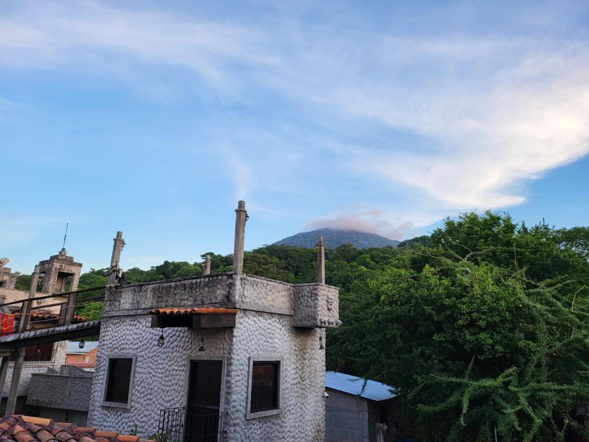 Hostal Casa De Las Gargolas Amapala Ngoại thất bức ảnh